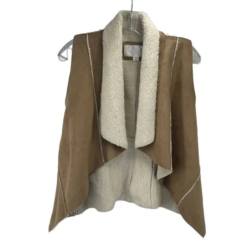 Xhilaration women faux